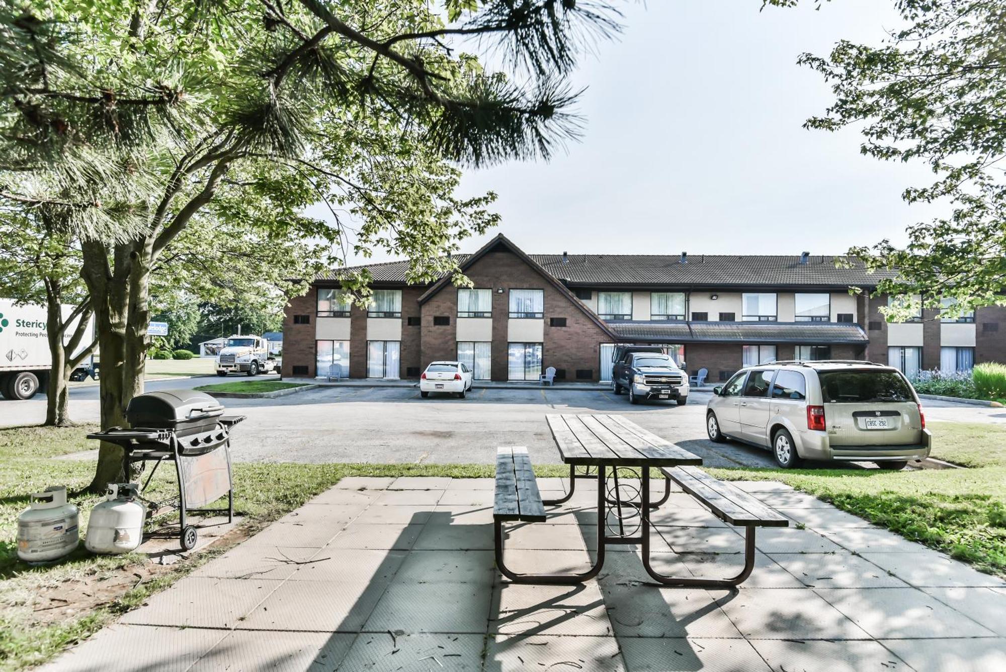 Comfort Inn Chatham-Kent Exterior foto